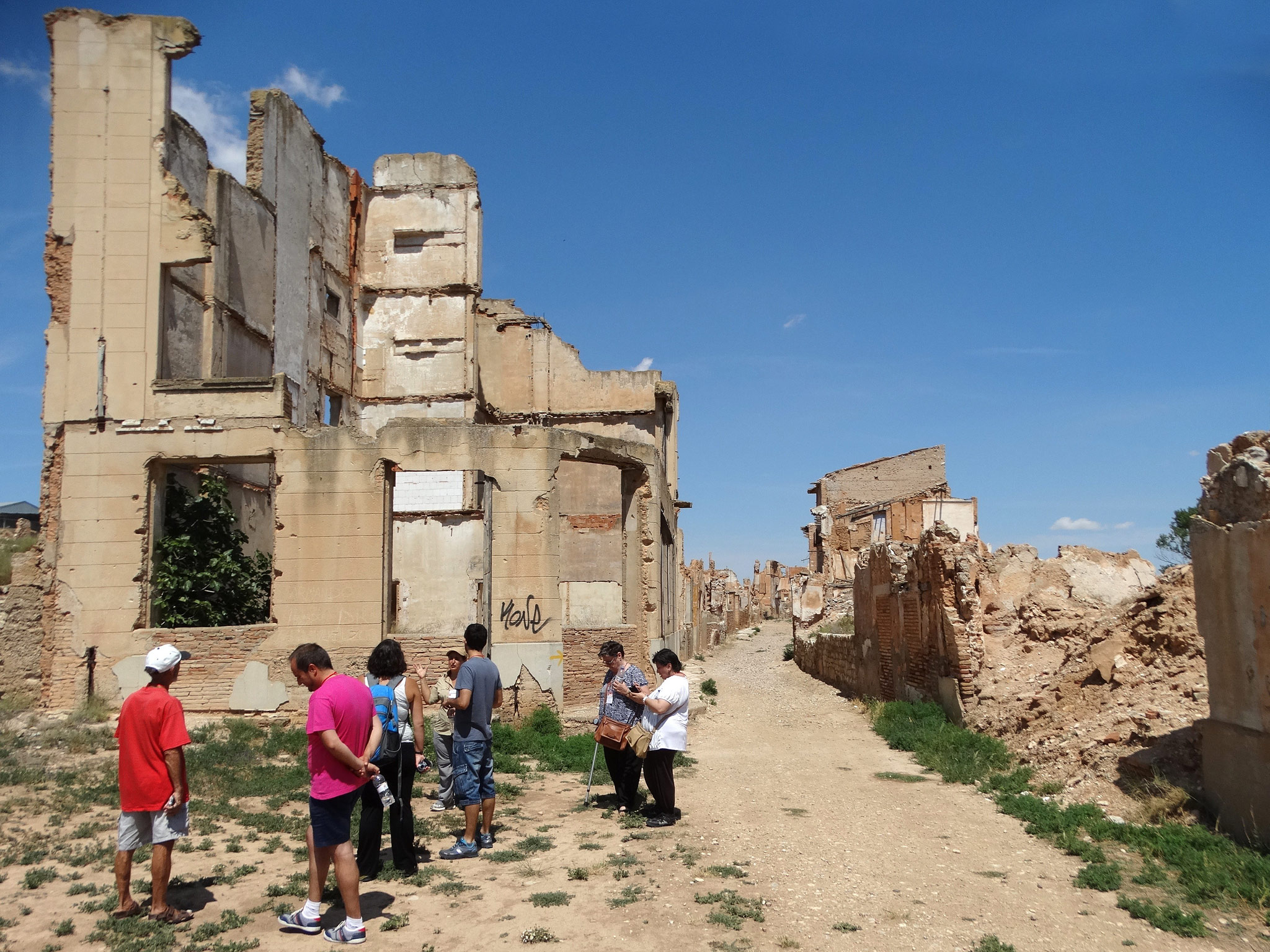 Belchite (Photo license: CC BY 2.0)
